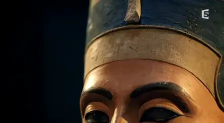 (Fr5) Le buste de Néfertiti (2015)