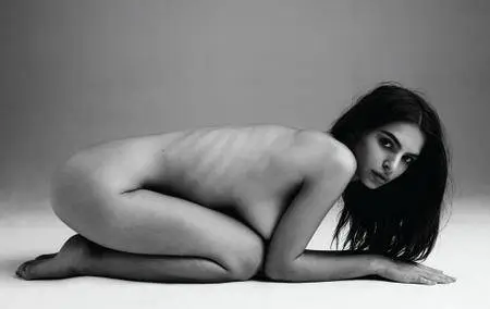 Emily Ratajkowski by Steve Shaw for Treats! Magazine #3 BTS Video