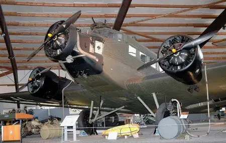 Ju-52 Walk Around