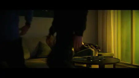 The Helicopter Heist S01E05