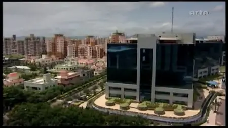 Inde 2025, Mathilde Damoisel, 2007