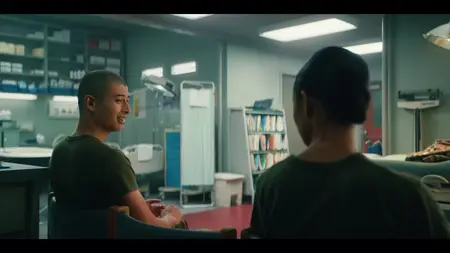 Boots S01E04