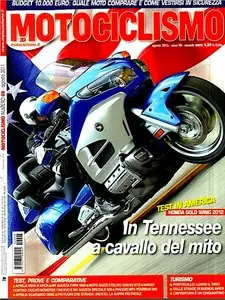 MOTOCICLISMO - Agosto 2011