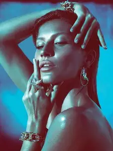 Gisele Bundchen - Versace Spring/Summer 2012 Ad Campaign by Mert Alas & Marcus Piggott