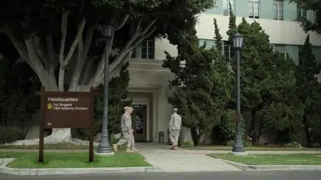 Enlisted S01E08