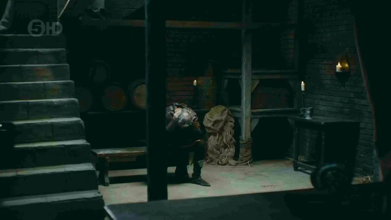 Channel 5 - Britains Bloody Crown: Series 1 (2016)