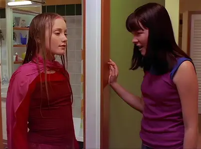 Stepsister from Planet Weird (2000)