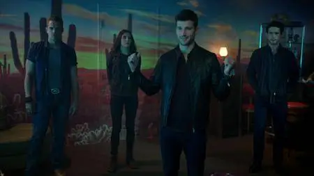 Imposters S02E01
