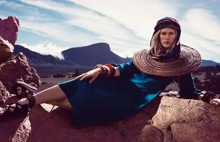 Iselin Steiro by Solve Sundsbo for Vogue China February 2013