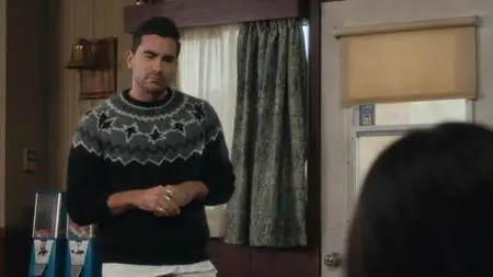 Schitt's Creek S03E01