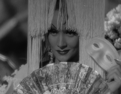 Josef von Sternberg - The Devil Is A Woman (1935)