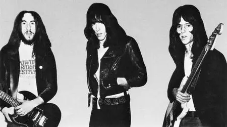 Dust - Hard Attack (1972)