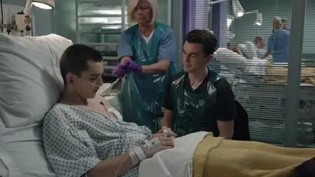 Casualty S33E32