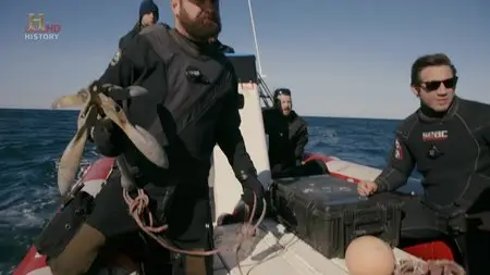 History Channel - Hunting Hitler: Ratlines (2015)