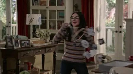 Modern Family S10E17
