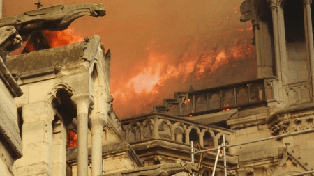Notre-Dame: Race Against the Inferno (2019)