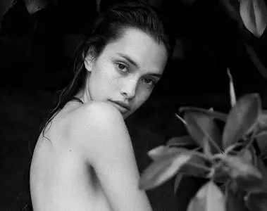 Zoe Barnard by Tim Swallow