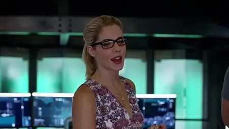 Arrow S04E04 (2015)