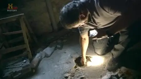 History Channel - Hunting Hitler: Ratlines (2015)