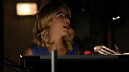 Arrow S04E01-09 (2015)