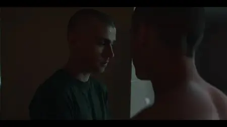 Boots S01E01