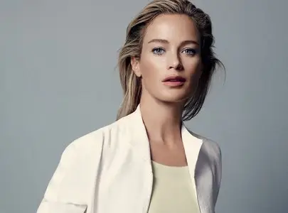 Carolyn Murphy by David Slijper for Harper's Bazaar UK December 2014