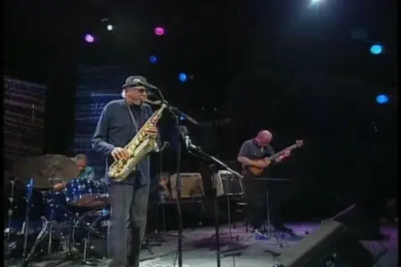 Charles Lloyd - Live In Montreal (2004)