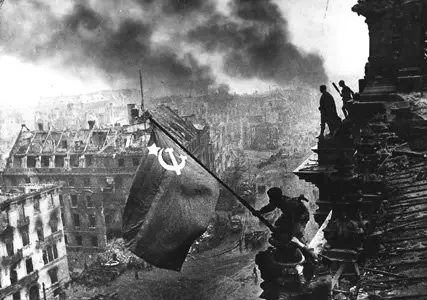 The World at War (1973): Episodes 13-24