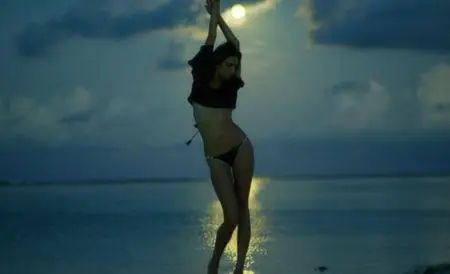 Alessandra Ambrosio - 'Into The Best Light - Moonlight' video by Marcos Mello Cavall