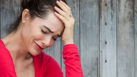 Beat anxiety by dealing with your trauma : in 5 easy steps