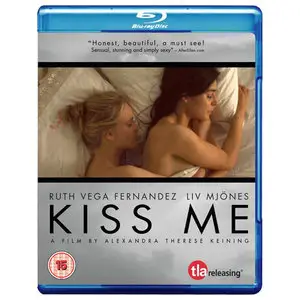 Kyss mig / Kiss Me / With Every Heartbeat (2011)