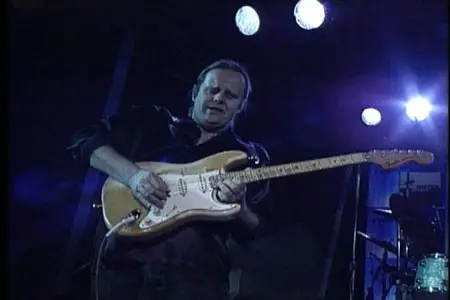 Walter Trout - Live & Kickin' (1998)