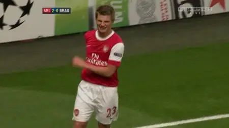Arsenal-Braga 6-0 . Goal Arshavin.