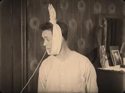 Leave 'em Laughing (1928)