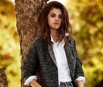 Selena Gomez by Giampaolo Sgura for Teen Vogue December 2013/January 2014
