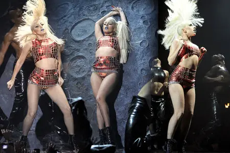 Lady Gaga - MTV European Music Awards in Belfast November 6, 2011