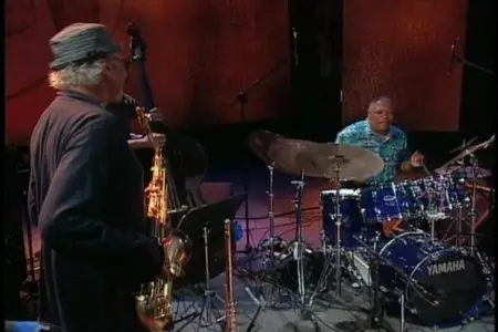 Charles Lloyd - Live In Montreal (2004)