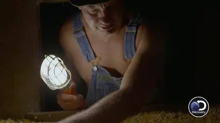 Moonshiners S07E01