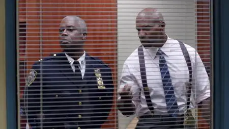 Brooklyn Nine-Nine S01E01