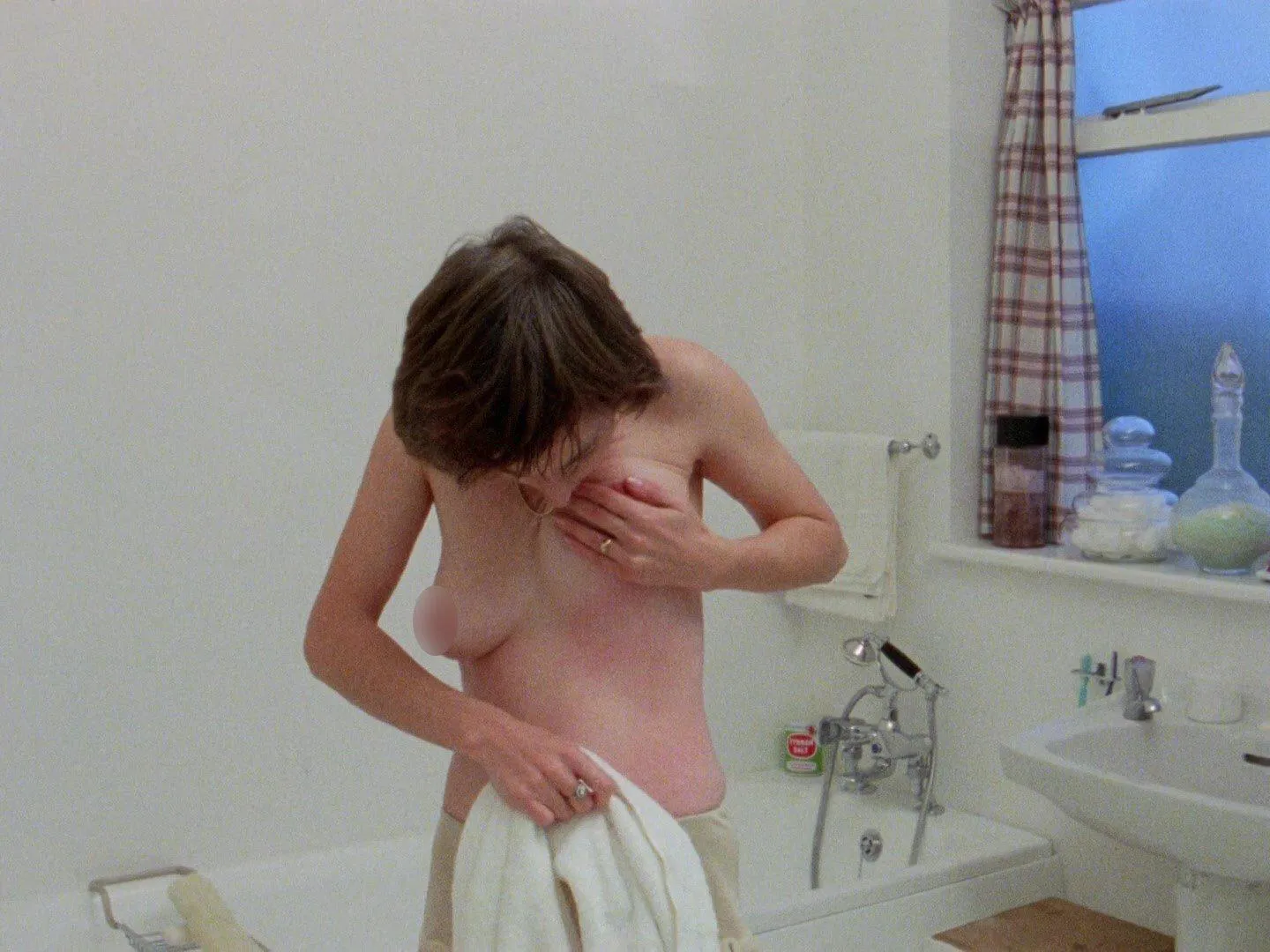 Stigma (1977) + Commentary
