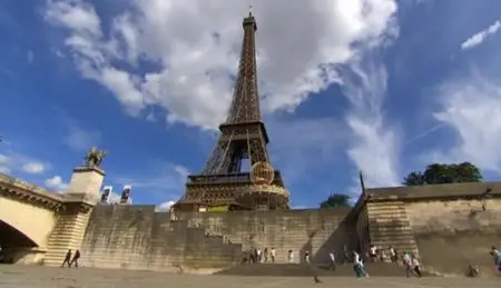 (Fr5) Quand la Tour Eiffel se dévoile (2013)