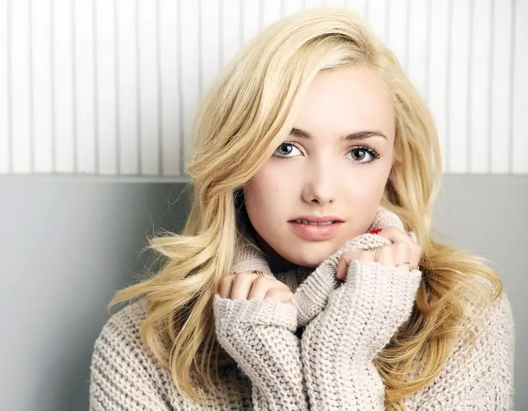 Peyton List - Portrait Session September 2013 / AvaxHome