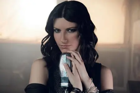 Laura Pausini - Io Canto Promoshoot 2006 by Bryan Adams