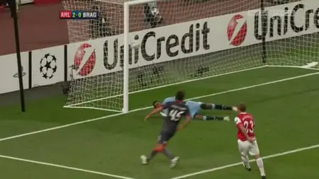 Arsenal-Braga 6-0 . Goal Arshavin.
