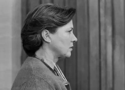 Tabu (2012)