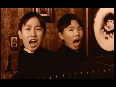 Of Freaks and Men / Pro urodov i lyudey (1998) [Re-UP]