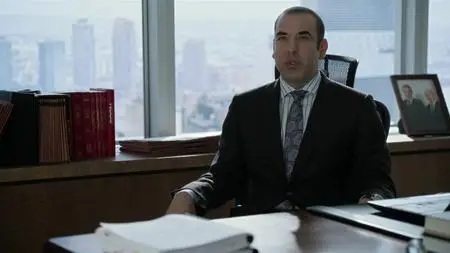 Suits S02E04