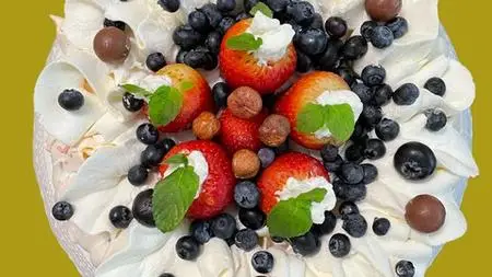 How To Make A Pavlova, A Delicious Gluten Free Dessert