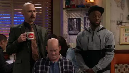 Superior Donuts S01E13