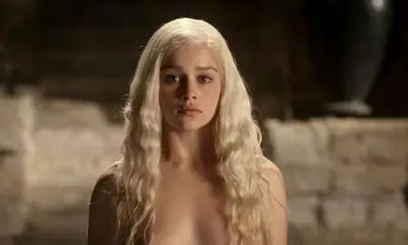 Naked celebs from 'Game of Thrones' 1-5 seasons